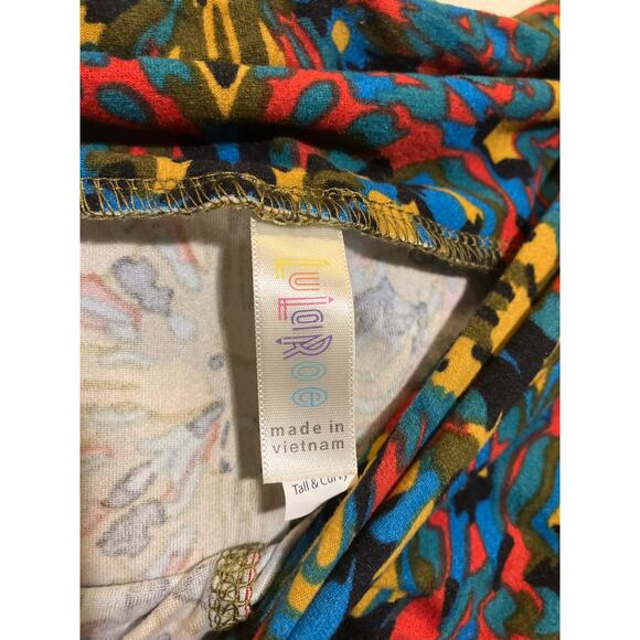 Lula Roe Patterned Leggings (Tall and Curvy) Bundle No Size. - Picture 5 of 9